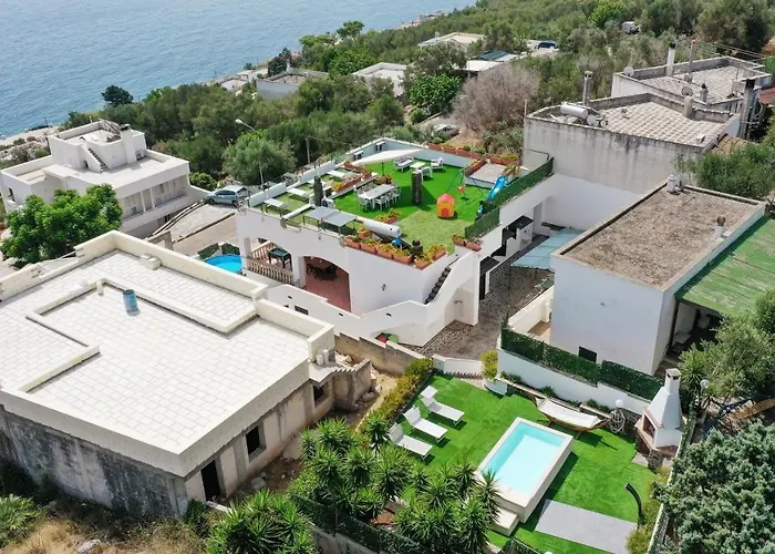 Nicole Vista Mare Andrano