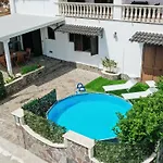 Nicole Vista Mare Daire