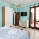 Daire Nicole Vista Mare Andrano