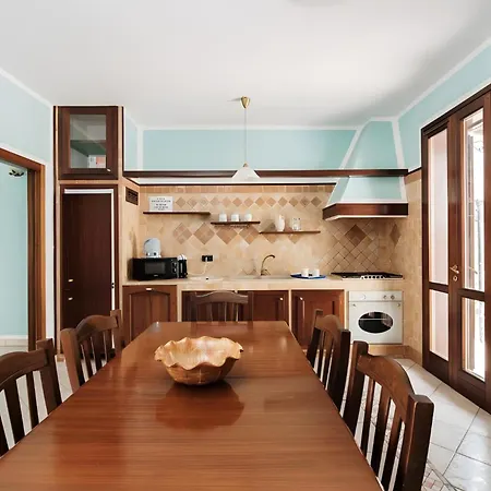 Nicole Vista Mare 아파트 안드라노