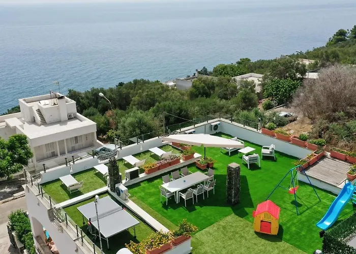 Nicole Vista Mare アパート アンドラーノ